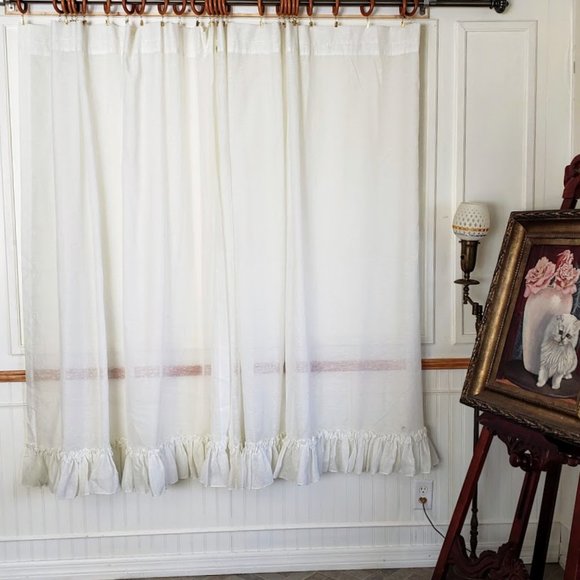 SOLD Vtg Curtains Semi Sheer Ruffled 123W x 66L